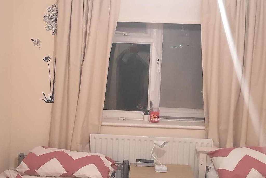 Apartamento Seaview Londres Exterior foto